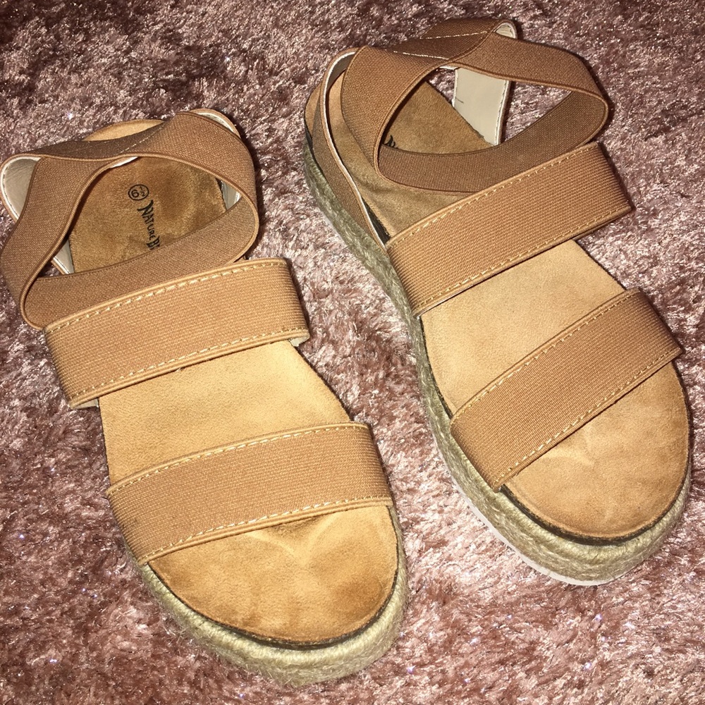 Espadrille platform sandals